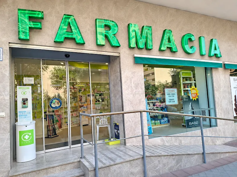 Farmacia Cayetana Gómez Naranjo