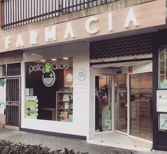 Farmacia Peñagrande (Lda. Sara Gimeno Colorado) - Farmacia en Madrid - foto 2