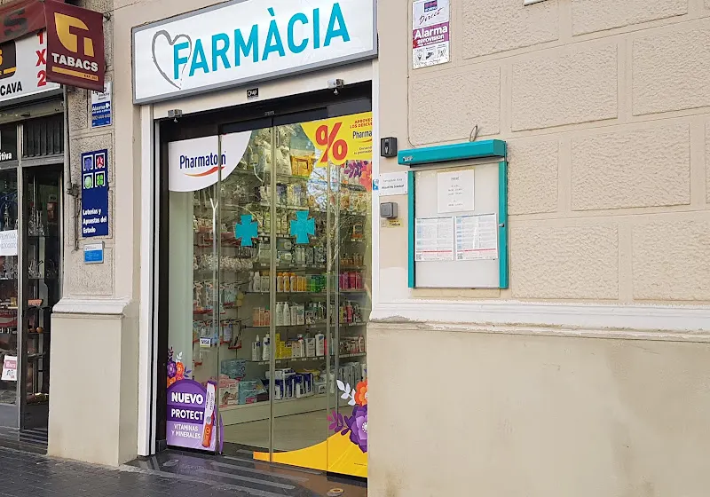 Farmàcia Miquel Irla Golobart - Farmacia en Barcelona - foto 2