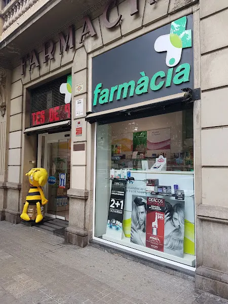 Farmàcia Sílvia París Gibert - Farmacia en Barcelona - foto 2