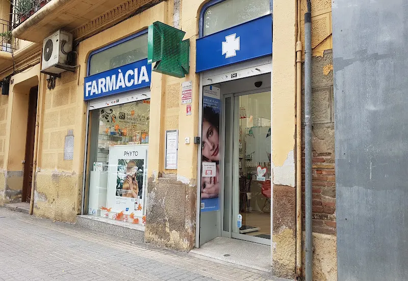 Farmàcia Berlín 107 - Farmacia en Barcelona - foto 2