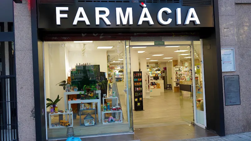 Farmàcia Videllet Mestres - Farmacia en Barcelona - foto 2