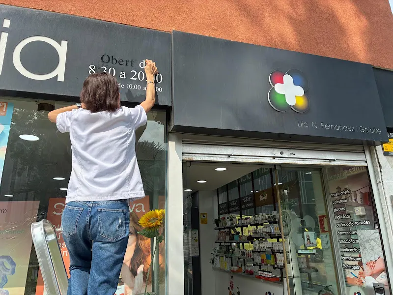 FARMÀCIA ERIKA RUIZ MORENO - Farmacia en Barcelona - foto 2