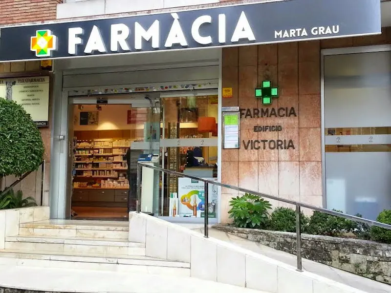 Farmacia Marta Grau - Farmacia en Barcelona - foto 2