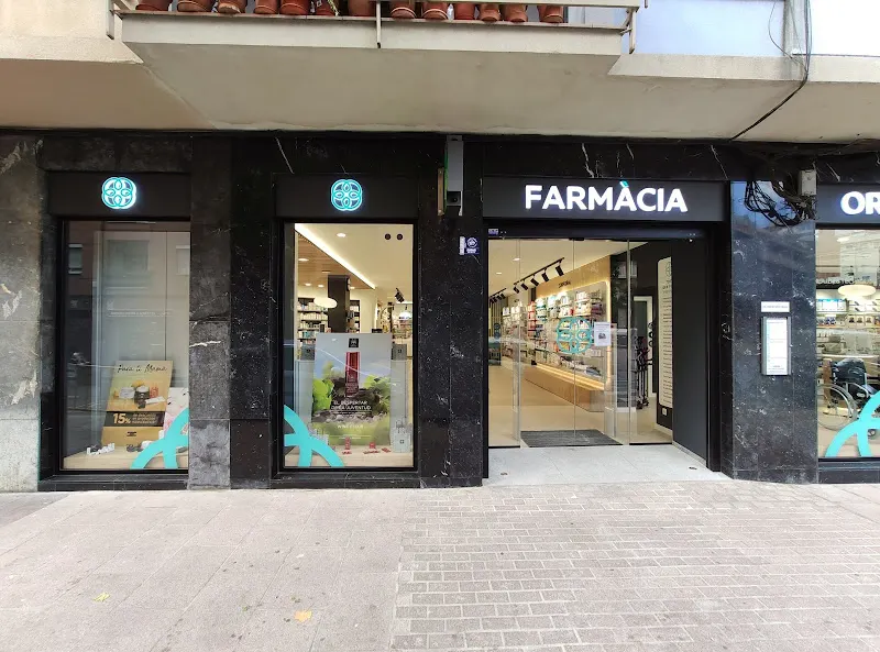 Farmacia Anaïs Barrachina - Farmacia en Barcelona - foto 2