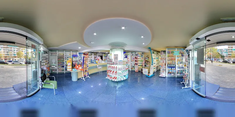 Farmàcia Xavier Solaní, Parc Central - Farmacia en Barcelona - foto 3
