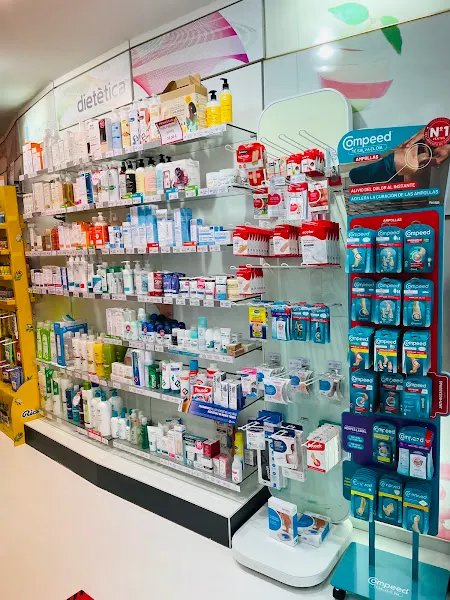 Farmacia Horta 127 Llda. Lorena Palet Villarroya - Barcelona