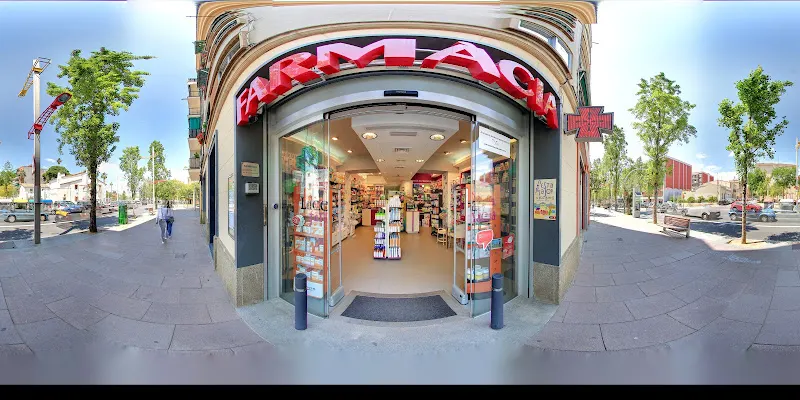 Farmàcia Esther Lucea Teruel - Farmacia en Barcelona - foto 2