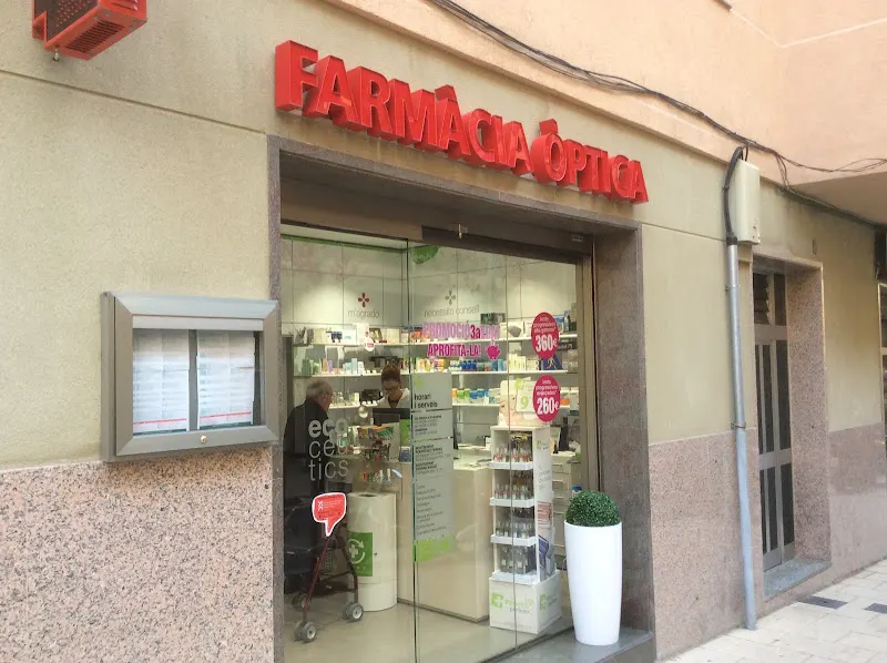 Farmacia Óptica Montse Rodriguez - Farmacia en Barcelona - foto 3