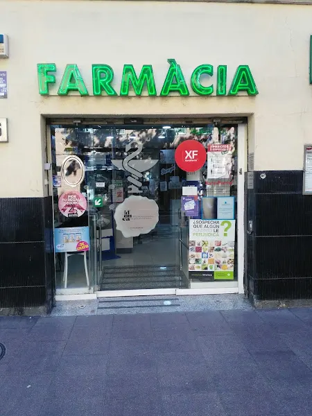 Farmàcia Esther Mestre Rovira - Farmacia en Barcelona - foto 2
