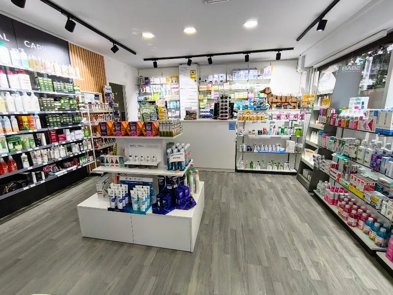 Farmàcia Albert Canaleta - Farmacia en Barcelona - foto 3