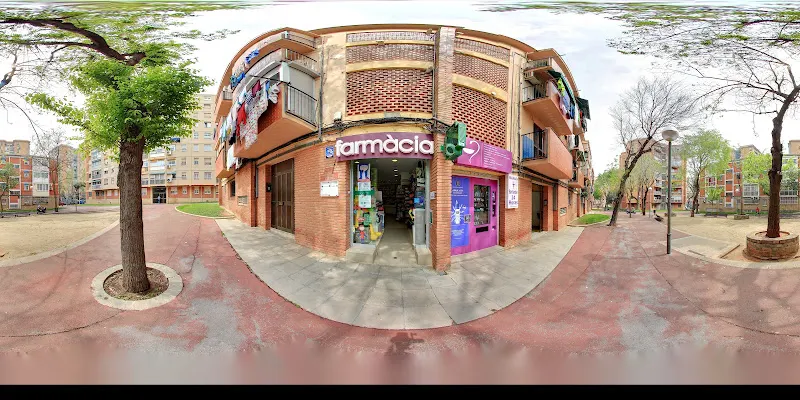 Farmàcia Carlos Santander Martín - Farmacia en Barcelona - foto 2