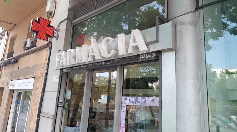 Farmàcia Palomar 28 - Farmacia en Barcelona - foto 2