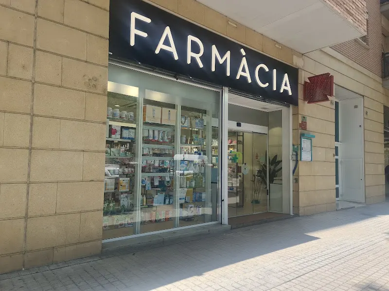 Farmàcia Garciapons - Farmacia en Barcelona - foto 2