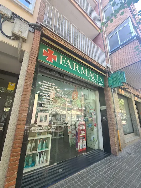 Farmàcia Mercè Solà - Farmacia en Barcelona - foto 2