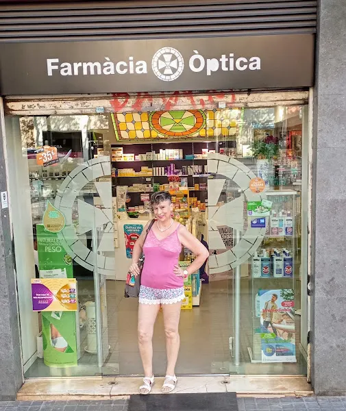 Farmacia la Vidriera - Farmacia en Barcelona - foto 2