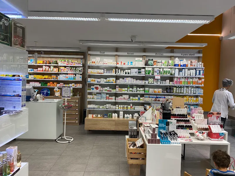 Farmàcia Rambla 134 - Farmacia en Barcelona - foto 3