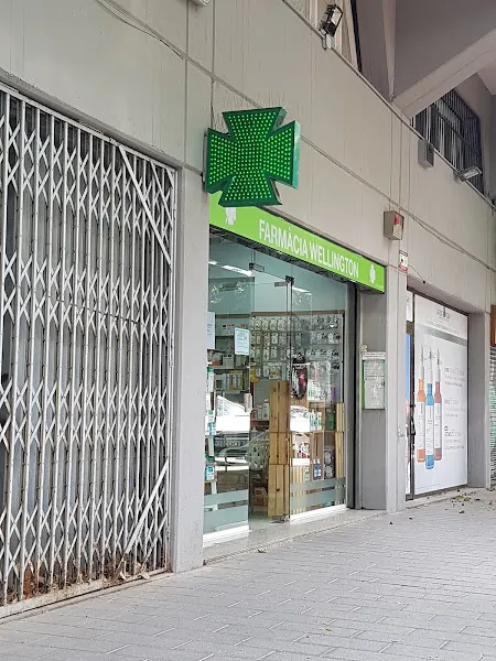 Farmàcia Wellington - Farmacia en Barcelona - foto 3