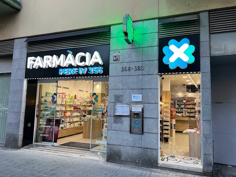 Farmàcia Pere IV - Farmacia en Barcelona - foto 2