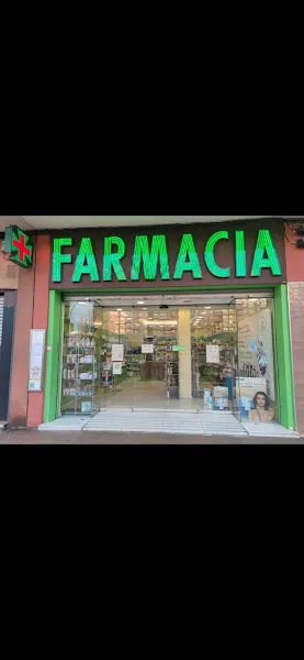 Farmàcia Chamarro Aguilera - Farmacia en Barcelona - foto 2