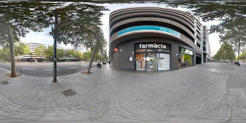 Farmacia Iñigo Alberdi - Farmacia en Barcelona - foto 2
