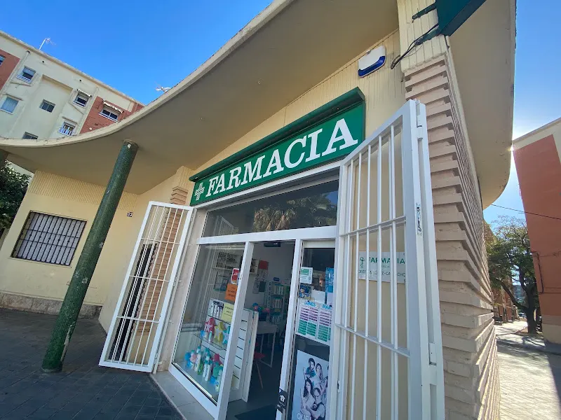FARMACIA CRISTINA LÓPEZ-CAMACHO RONCERO - Farmacia en Valencia - foto 2
