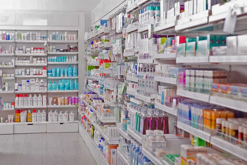 Farmacia Rolan - Rocío Lancha Pérez - Farmacia en Sevilla - foto 2
