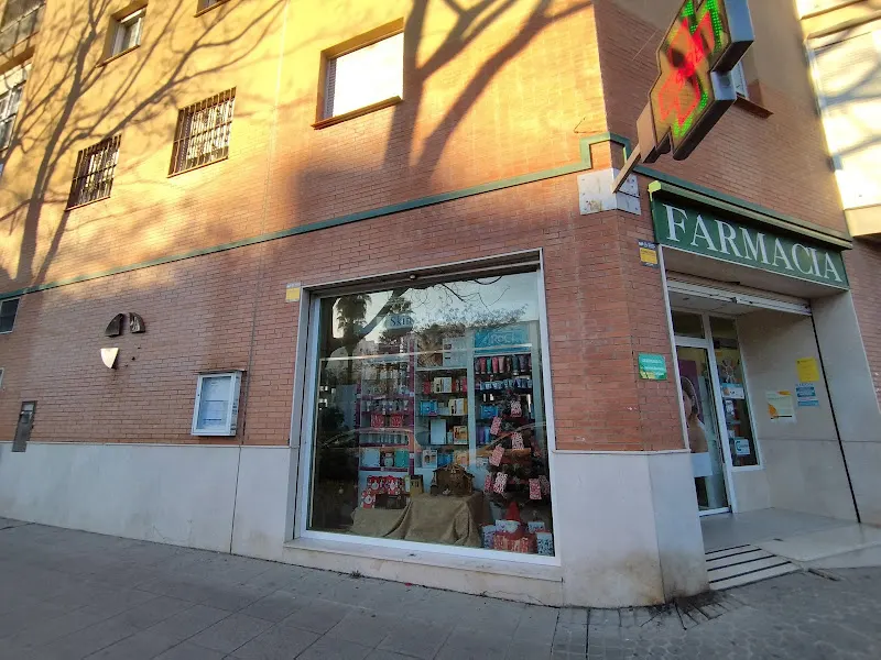 Farmacia los Bermejales - Farmacia en Sevilla - foto 2