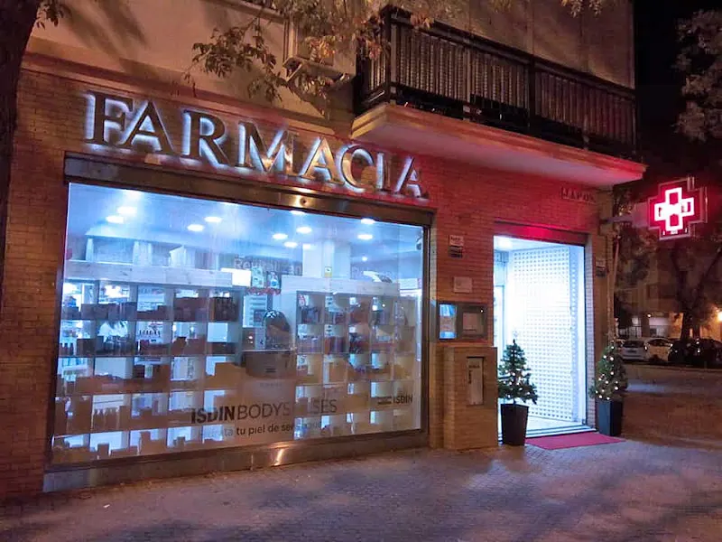 Farmacia Japón 26
