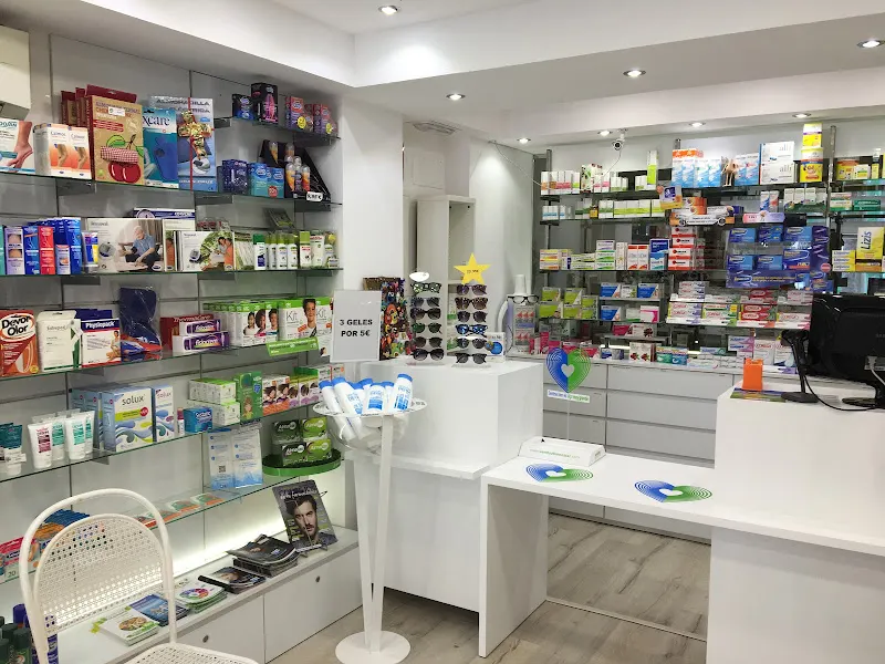 Farmacia-Optica Su Eminencia (Lda. MªPaz Monzón Moreno)