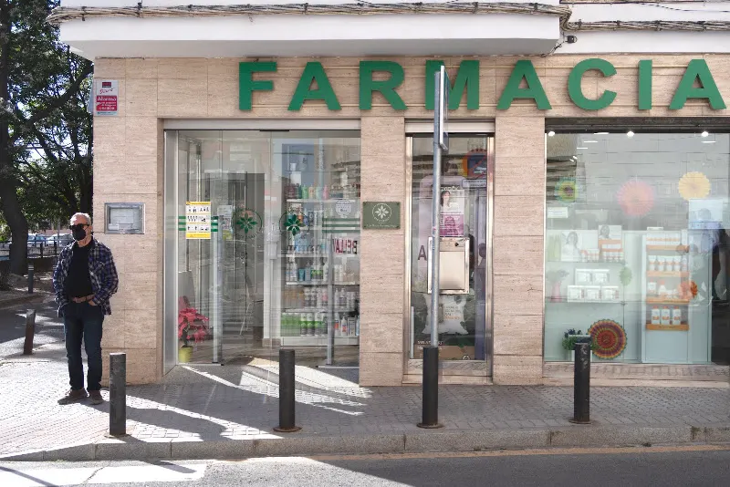 Farmacia Santa Ángela (Bellavista) - Farmacia en Sevilla - foto 2