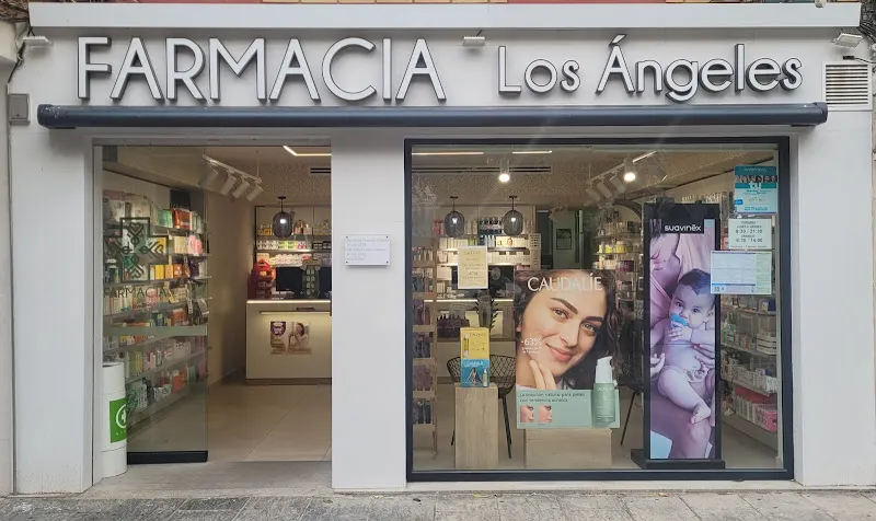 Farmacia Los Ángeles. TRIANA - Farmacia en Sevilla - foto 2