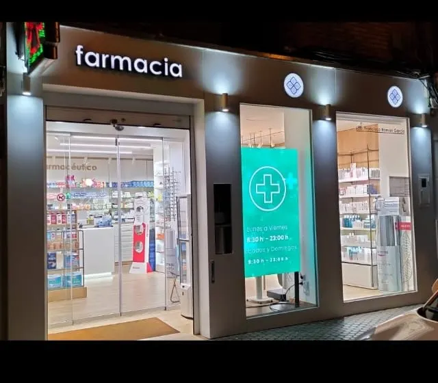Farmacia Esperanza de Triana XIII