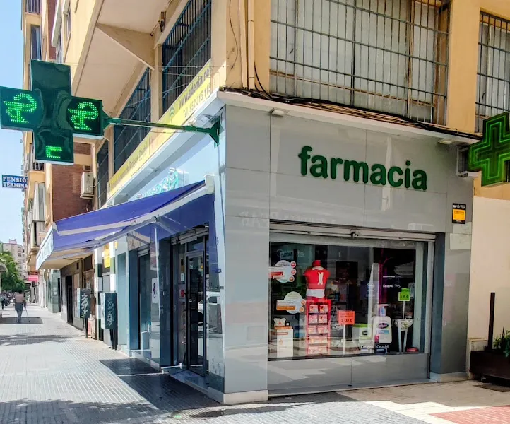 Farmacia Ldo. Vicente Nieto Sánchez - Farmacia en Málaga - foto 2