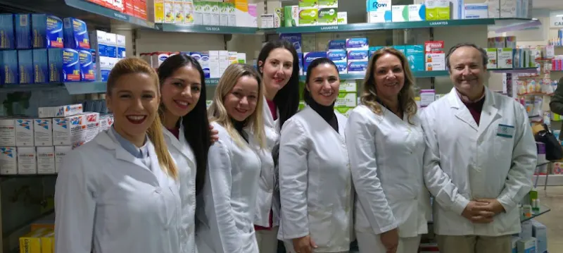 Farmacia Ciudad Jardín - Farmacia en Málaga - foto 3