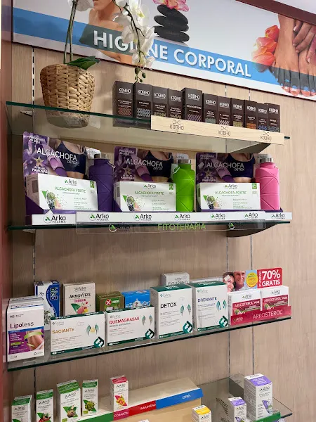 Farmacia Carmen Díaz Suárez y otros C.B.