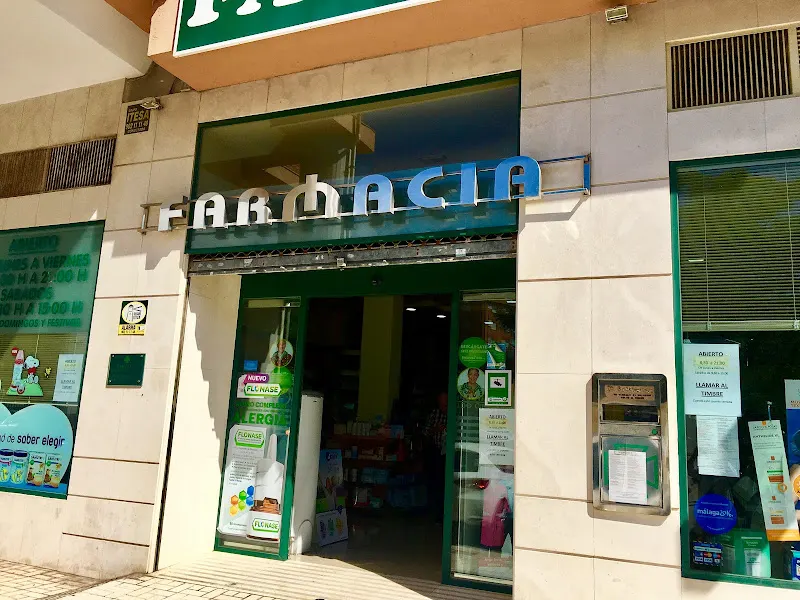 Farmacia Delgado Delgado - Farmacia en Málaga - foto 2