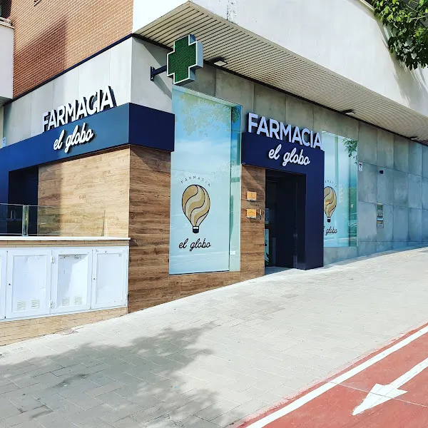 Farmacia EL GLOBO - Farmacia en Málaga - foto 2
