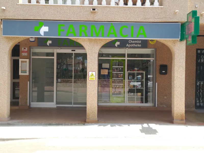 Farmacia Riera Ribas - Farmacia en Calvià - foto 2