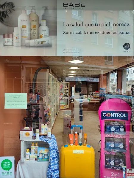 Farmacia Lorena Montañés - Farmacia en Bilbao - foto 2