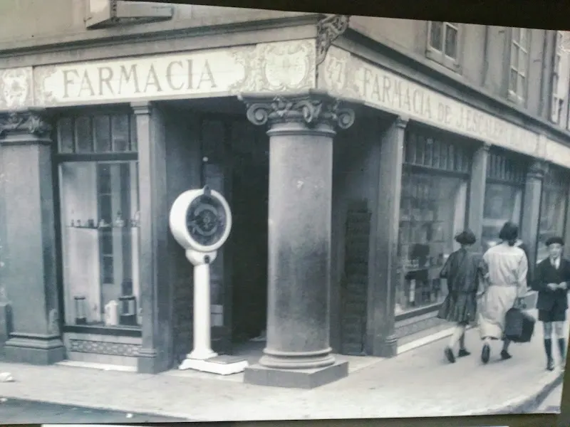 Farmacia Escalera Licenciada Aisling Buckley Prendes