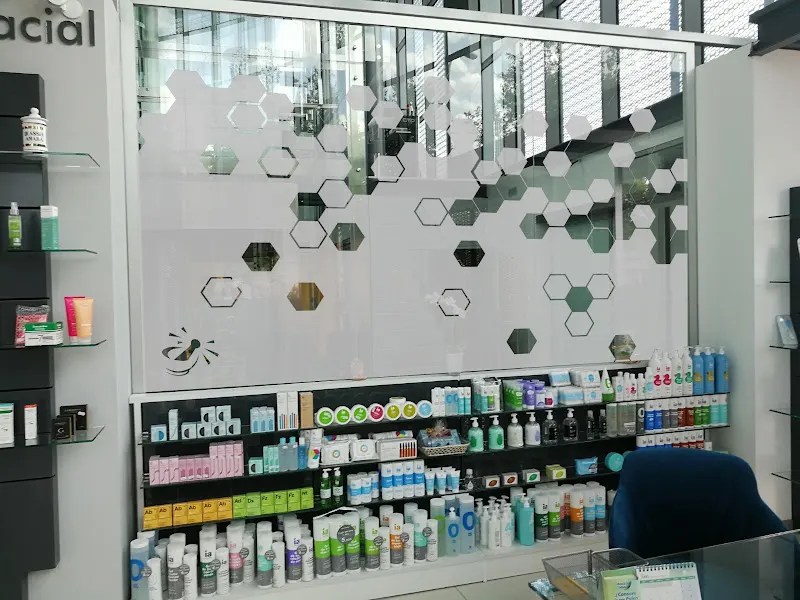 La Botica de Villaverde - Farmacia en Madrid - foto 2