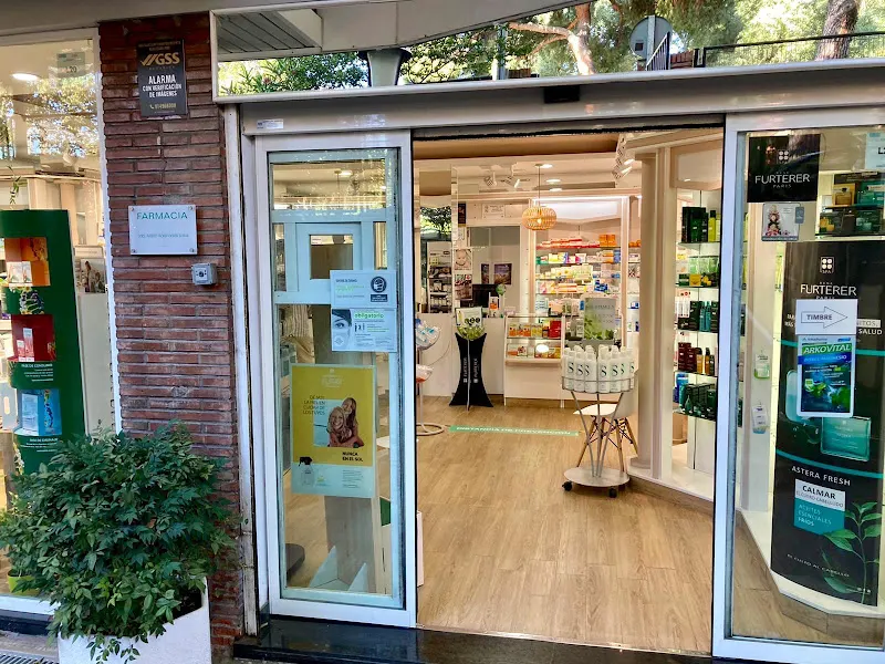 Farmacia Abanades Sotos - Farmacia en Madrid - foto 2