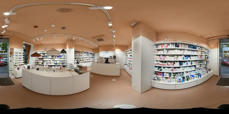 Farmacia Coello 74
