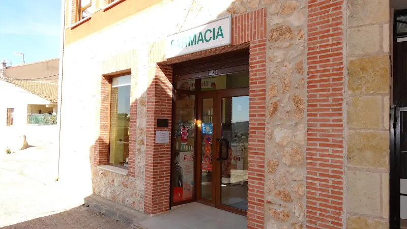 Menéndez González M Ángeles - Farmacia en Torija - foto 3