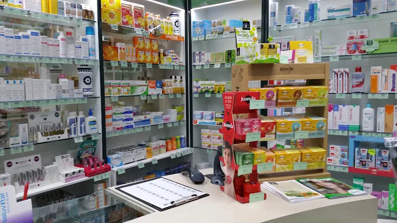 Farmacia Barrio de Goya - Farmacia en Madrid - foto 2