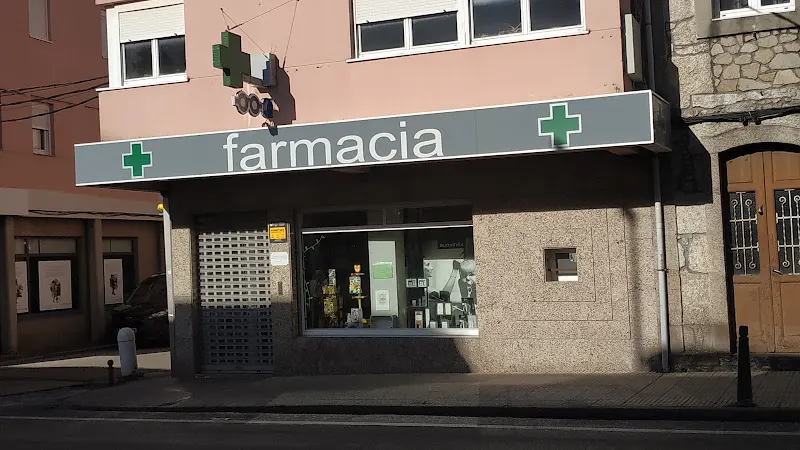 Farmacia Cuña Bouzas CB - Farmacia en Guitiriz - foto 2