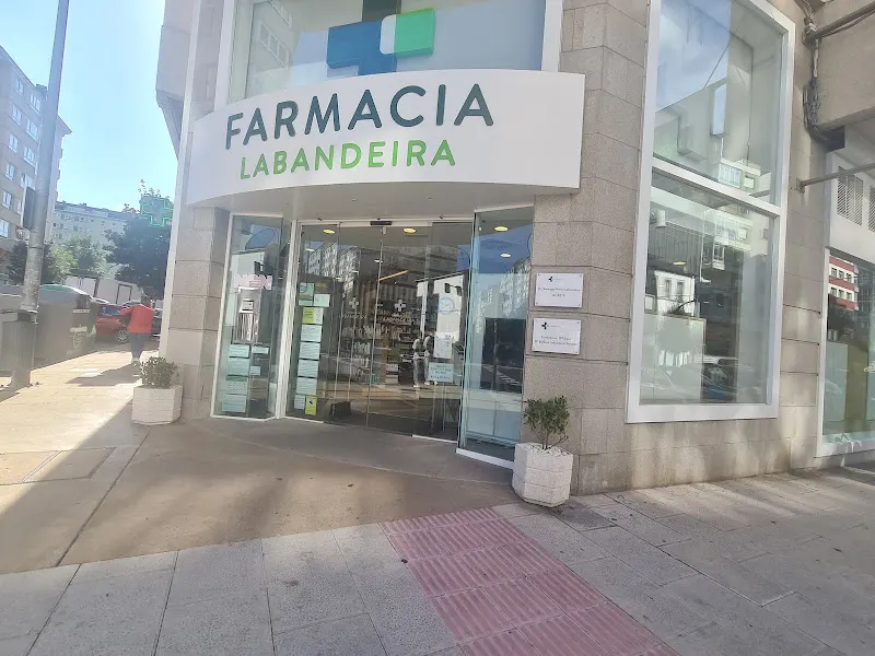 Farmacia Labandeira - Farmacia en Lugo - foto 3