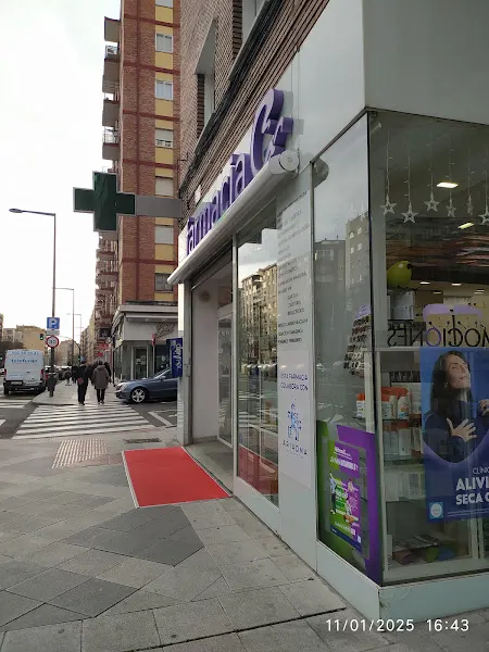 Farmacia Yolanda Velasco Diego Abierta todos los días del año. - Farmacia en Salamanca - foto 2