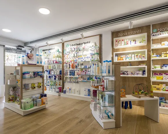 Farmacia-Ortopedia Do Campo (Pedro Díaz y Andrés Díaz) - Foz